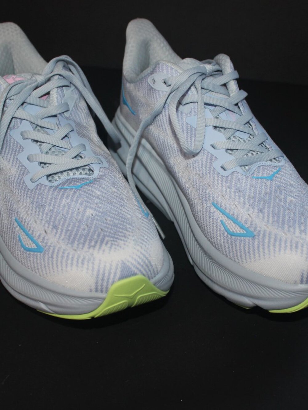 NEW UNISEX HOKA CLIFTON 9 RUNNING SHOES  M SZ 8D  W SZ 10 Grey/Teal Hoka in Pink